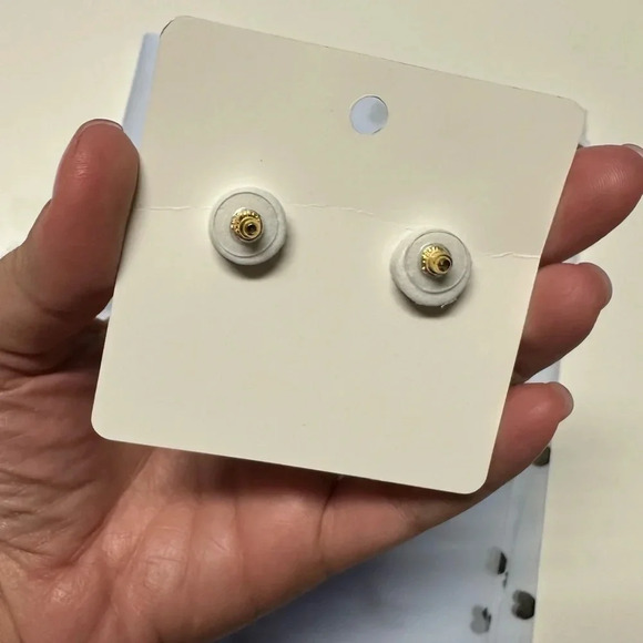 Earrings - Picture 4 of 4